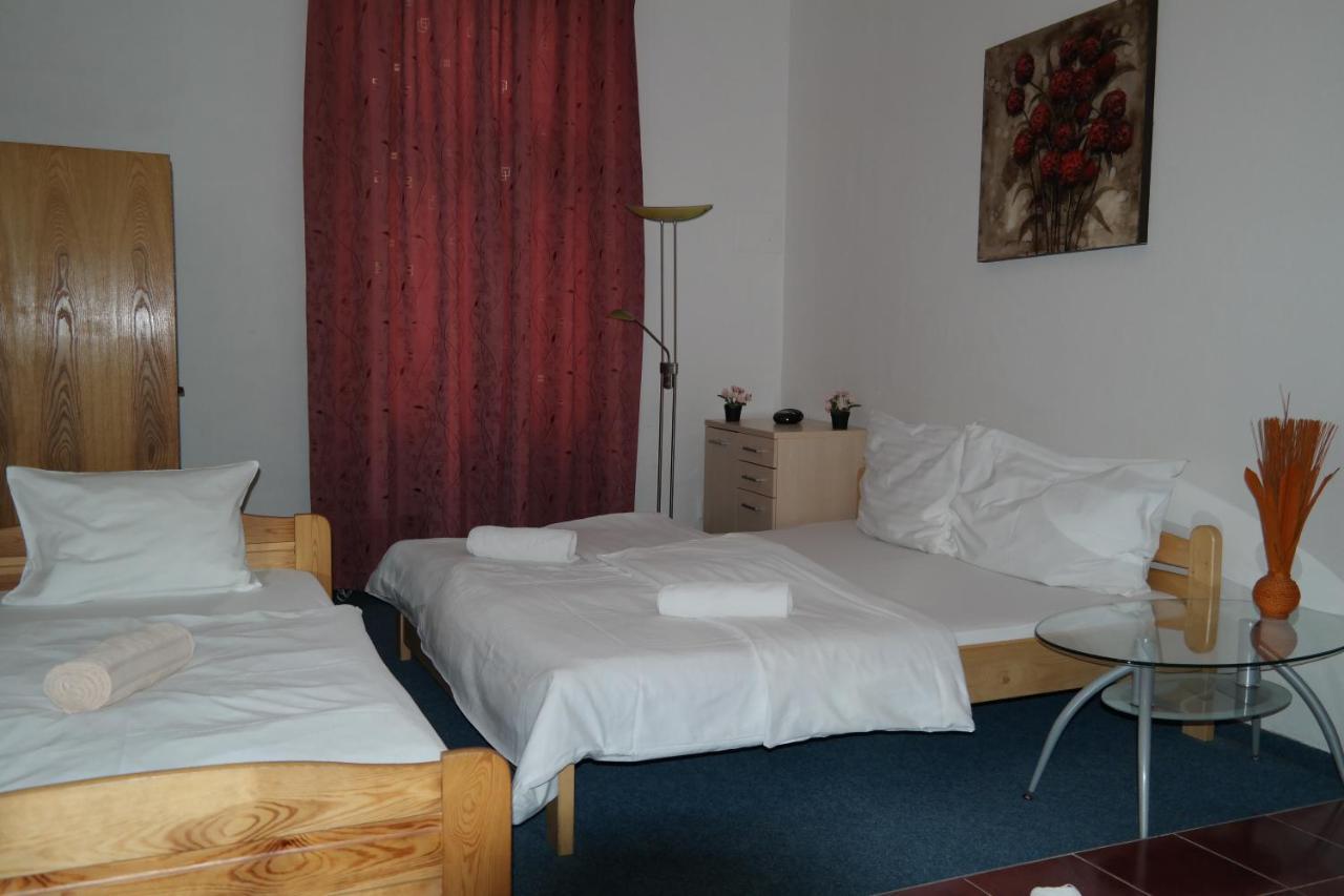 Hotel Praha Club bed&breakfast Exteriér fotografie